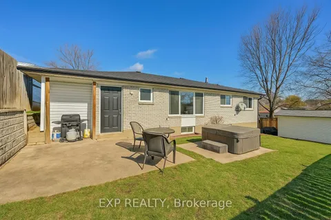 11 Concession Road, Quinte West, ON K0K 2C0