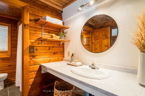 121 Hidden Lake Road, Blue Mountains, ON L9Y 0T6