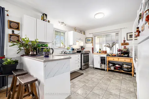 6208 Renaud Road, Orleans - Convent Glen and Area, ON K1W 0L1