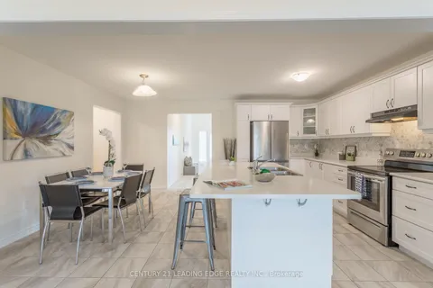 3 Hunter Place, Bracebridge, ON P1L 0A9