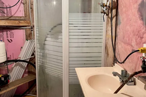 2223 Henderson Road, Central Frontenac, ON K0H 1K0