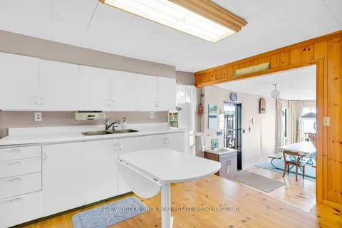 103 North Mazinaw Heights, ON K0H 1K0