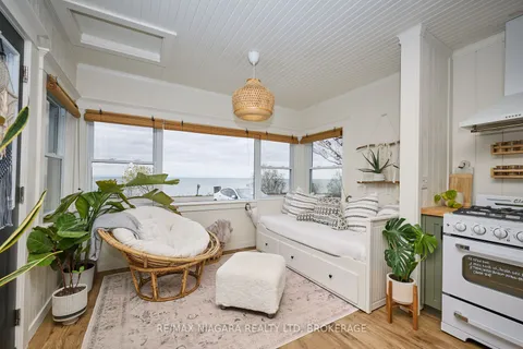 2401 Lakeshore Road, ON N1A 2W8