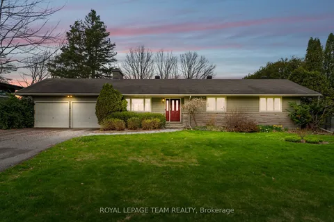 56 Ryeburn Drive, Blossom Park - Airport and Area, ON K1V 1H5