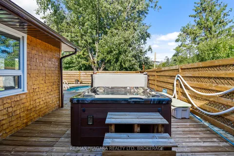 44 Ferguson Avenue, Fort Erie, ON L2A 5J3