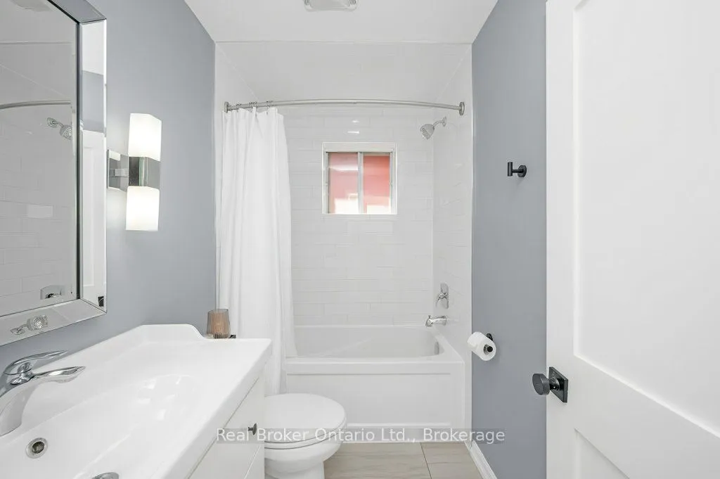 11 Melbourne Street, Hamilton, ON L8P 2A4
