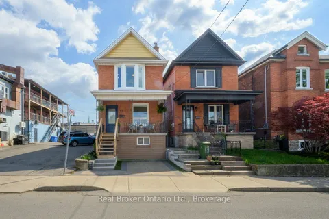 11 Melbourne Street, Hamilton, ON L8P 2A4