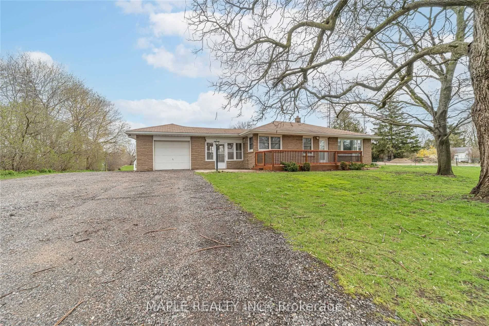 1101 Brantford Hwy Highway, North Dumfries, ON N1R 5S6