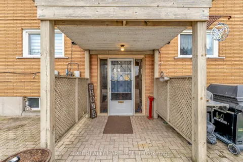 52 Hampton Street, ON N3S 4K8