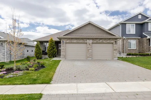 15 Shawns Trail, Thames Centre, ON N0M 2P0