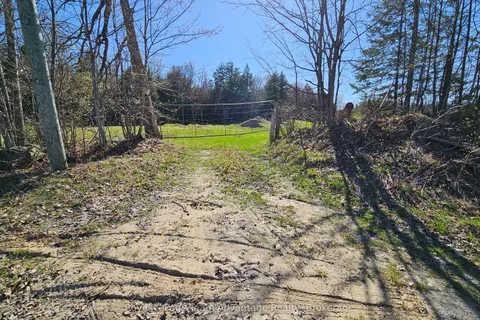 77 Lakeshore Road, ON P0G 1C0