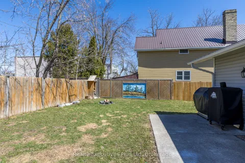 106 King Street, Kawartha Lakes, ON K9V 1C9
