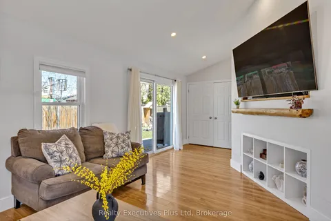 106 King Street, Kawartha Lakes, ON K9V 1C9
