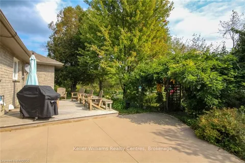 6806 Highway 21 Road, Saugeen Shores, ON N0H 1A0