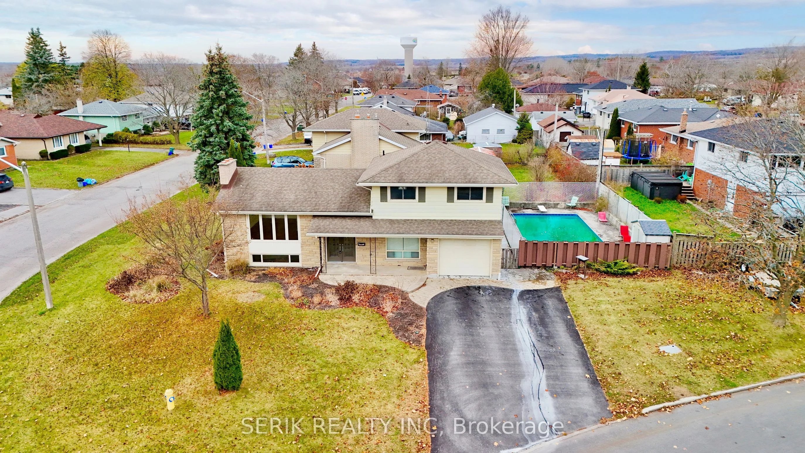 30 Patrick Street, Quinte West, ON K8V 4B6
