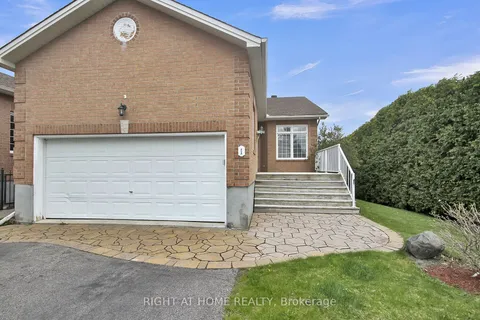 1 Eileen Crescent, ON K2S 1M3