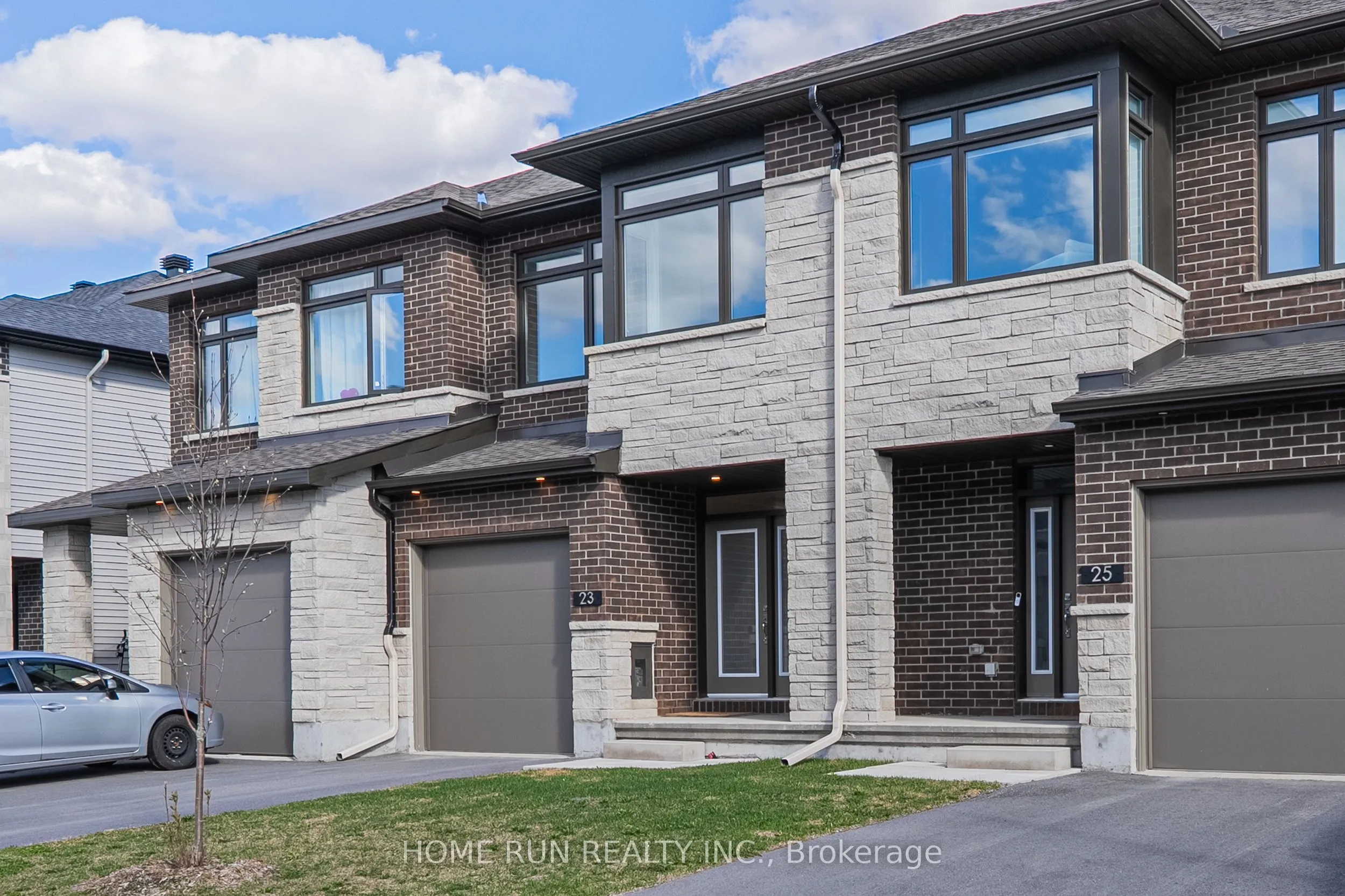 23 Maize Street, Stittsville - Munster - Richmond, ON K2S 2T4