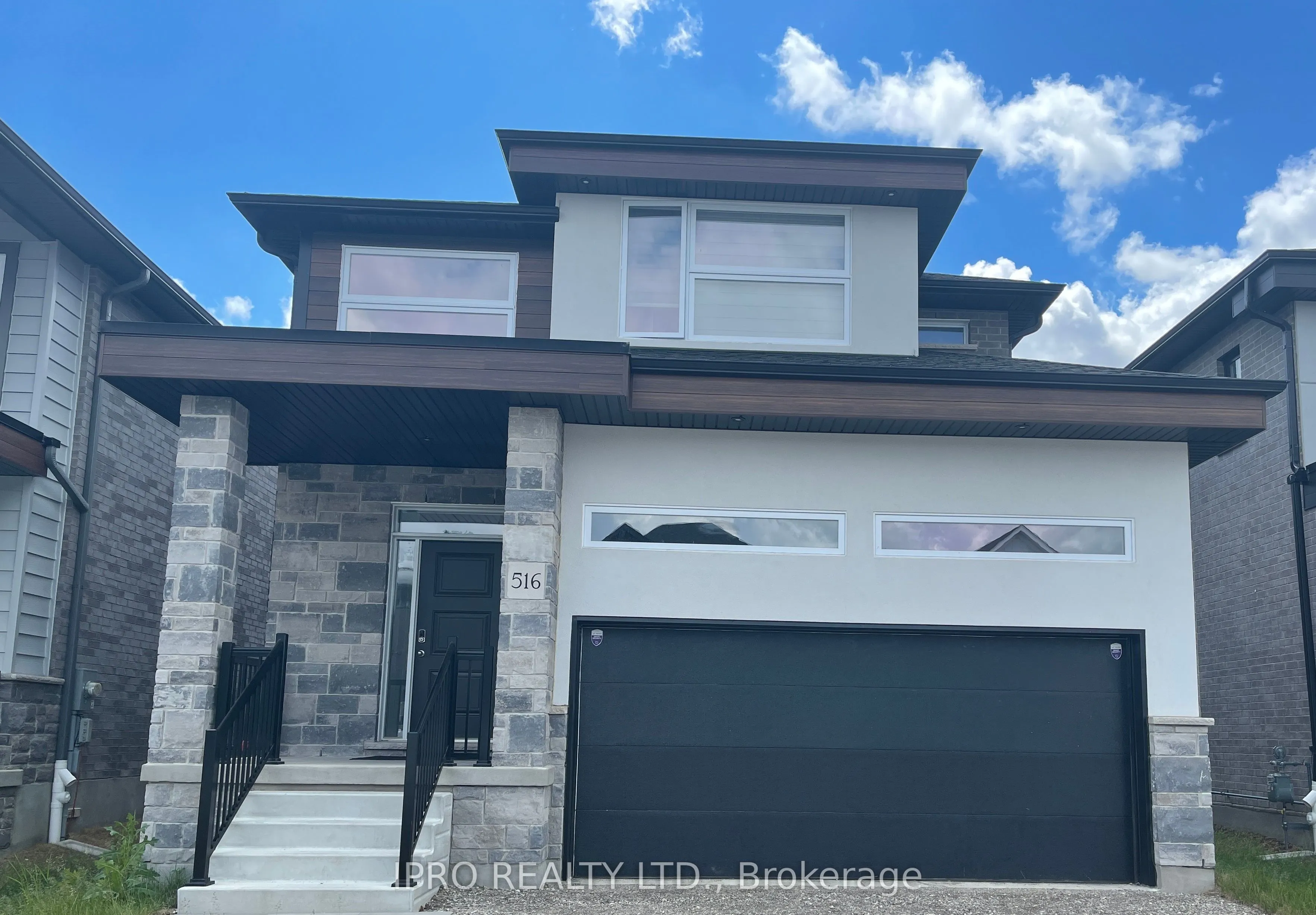 516 Doonwoods Crescent, Kitchener, ON N2P 0E5