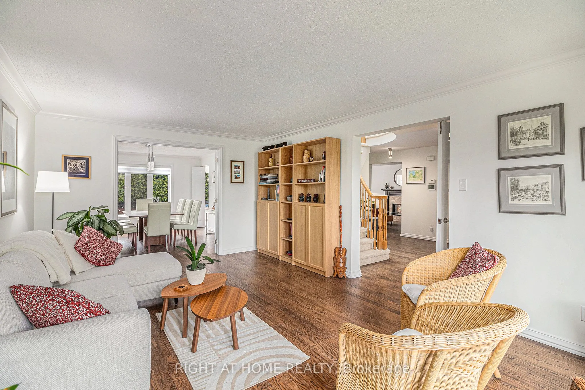 1814 THISTLELEAF Crescent, Orleans - Convent Glen and Area, ON K1C 5W3