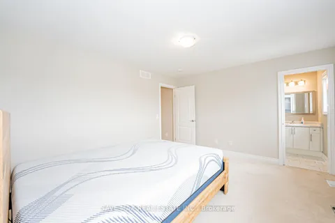 31 Corbin Street, St. Catharines, ON L2P 0E8