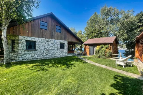 36 William Street, ON N0H 1W0