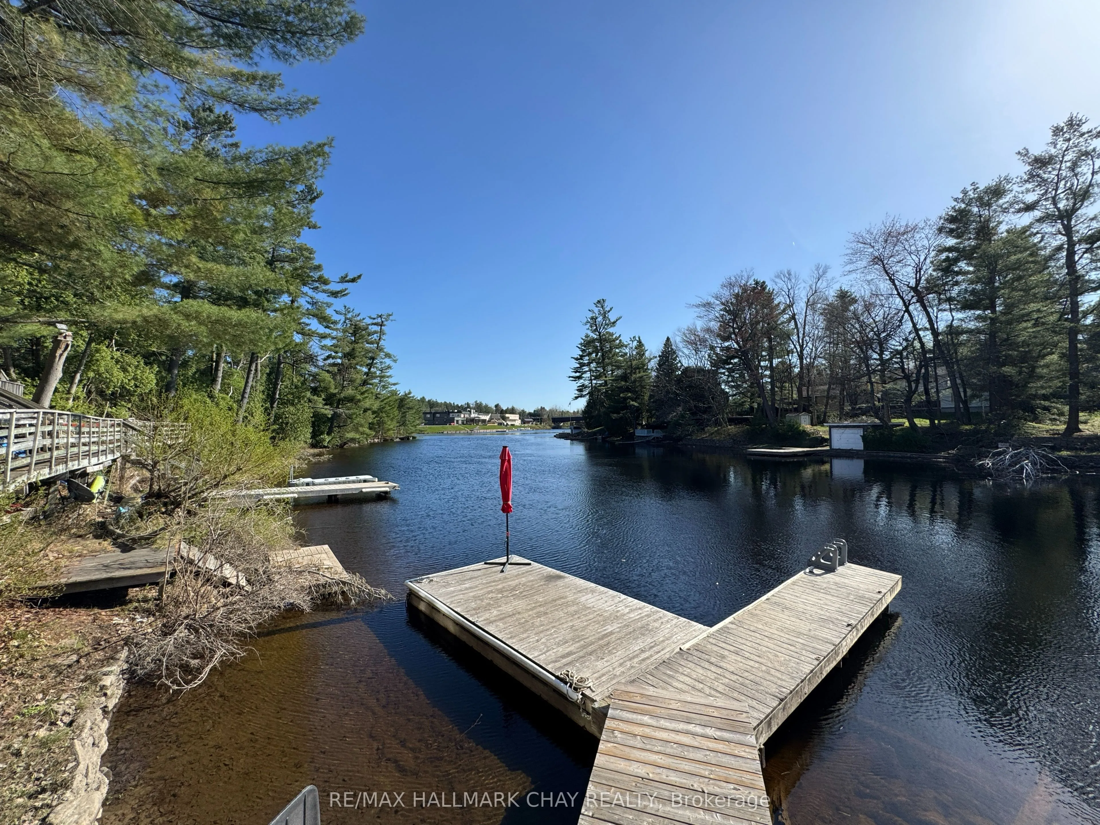 20 Liza Crescent, Bracebridge, ON P1L 1G4