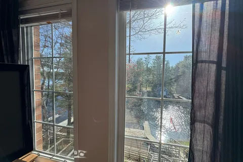 20 Liza Crescent, Bracebridge, ON P1L 1G4