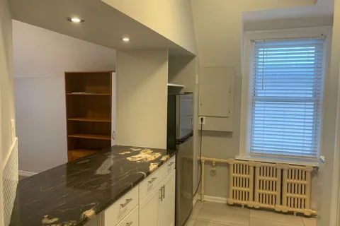 420 Bronson Avenue, ON K1R 6J6