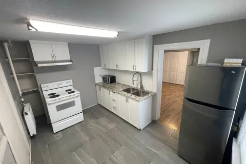 420 Bronson Avenue, ON K1R 6J6
