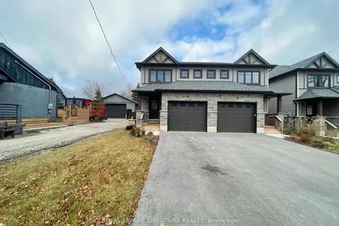 16 Webb Street, ON L9W 5Y4