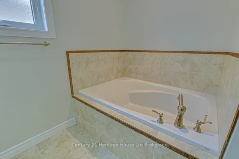 704 Anzio Road, ON N4T 0B4