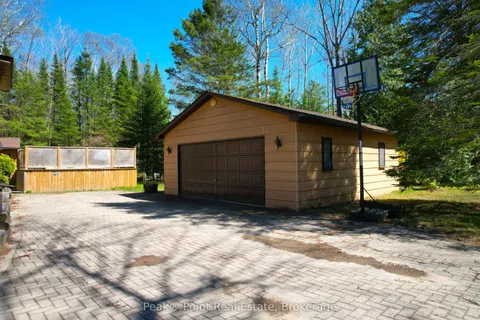 1207 Sauble Falls Road, ON N0H 2G0