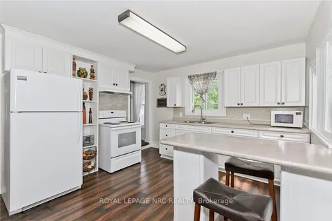 144 Burgar Street, ON L3B 2S8