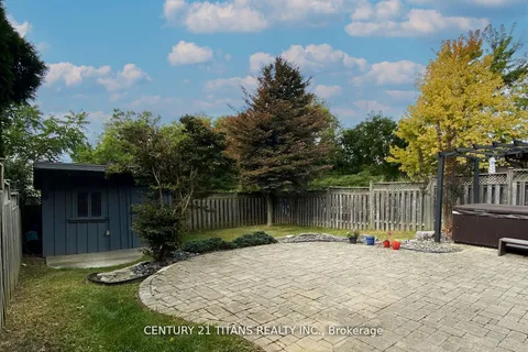 198 Taylor Trail, ON N7L 0A2