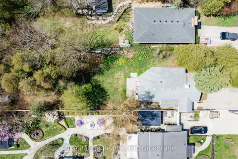 188 Broadway Street, ON N2Z 2X9
