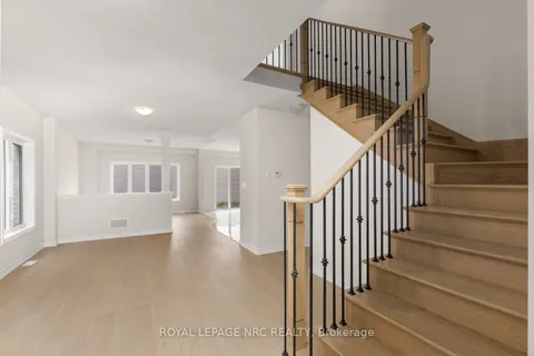106 PALACE Street, ON L2V 0N3
