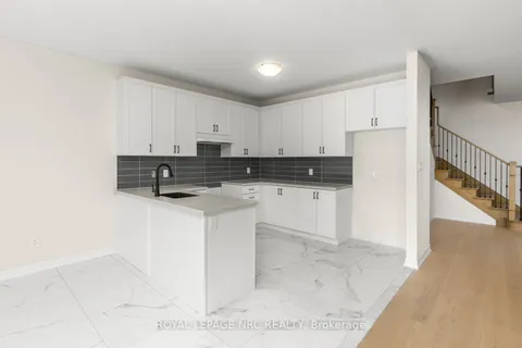 106 PALACE Street, ON L2V 0N3