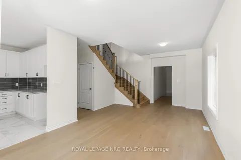 106 PALACE Street, ON L2V 0N3