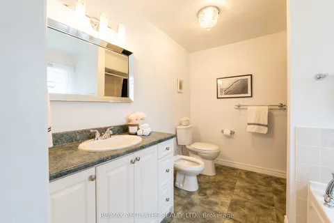 2551 Old Red Road, ON K6V 5T3
