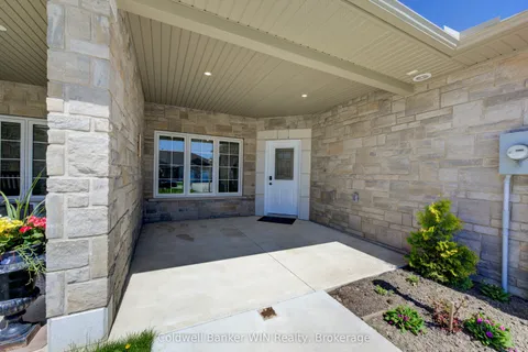 103 Broomers Crescent, Wellington North, ON N0G 2L2