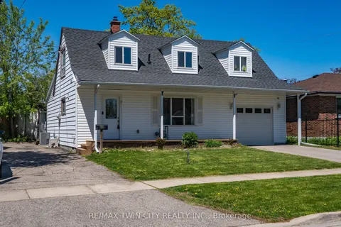 7 Winston Avenue, Brantford, ON N3T 5B6
