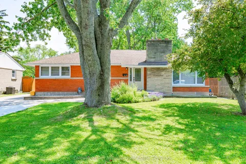 31 SHARON Avenue, ON L3C 4M8
