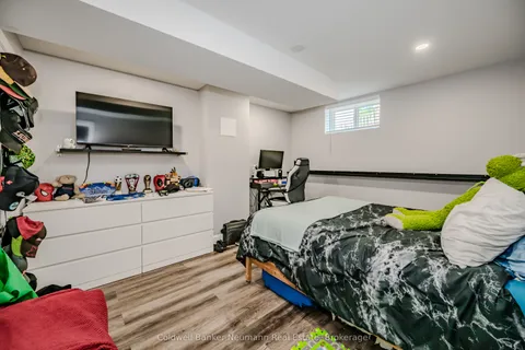 31 SHARON Avenue, ON L3C 4M8