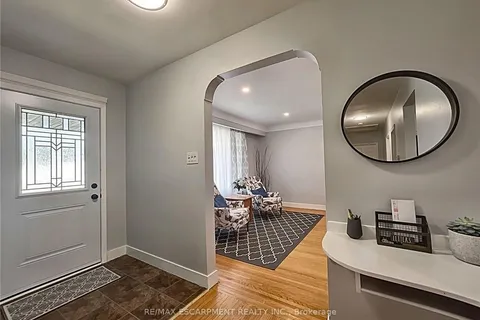 31 Masterson Avenue, ON L2T 3P2