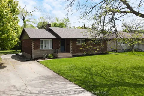 31 Masterson Avenue, ON L2T 3P2
