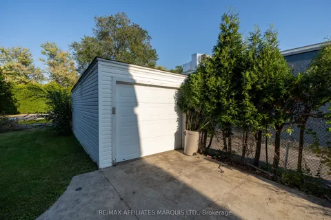 133 Sydney Street, ON K6H 3H1