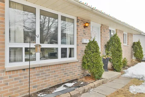 35 Van Alstine Drive, ON K8V 6K7