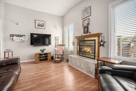 47 Fringewood Drive, Stittsville - Munster - Richmond, ON K2S 1T8