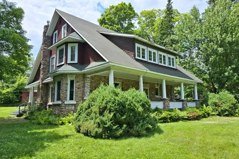 21 King Street, ON P1H 1X6