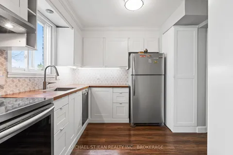 8117 Lynhurst Drive, ON L2H 2A3